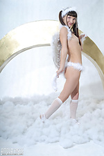 Free girl naked angel